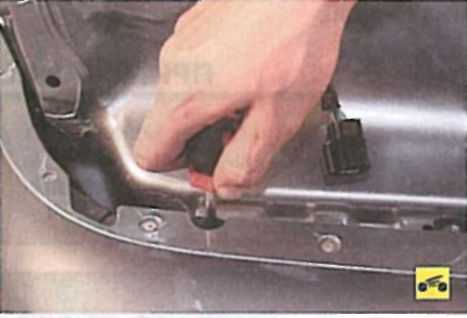 Как снять задний и передний бампер митсубиси лансер 9 и 10, снятие бамперов mitsubishi lancer