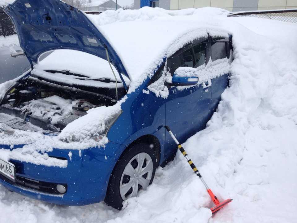 Зимой машина не заводится что делать: как правильно завести замерзшую машину в сильный мороз