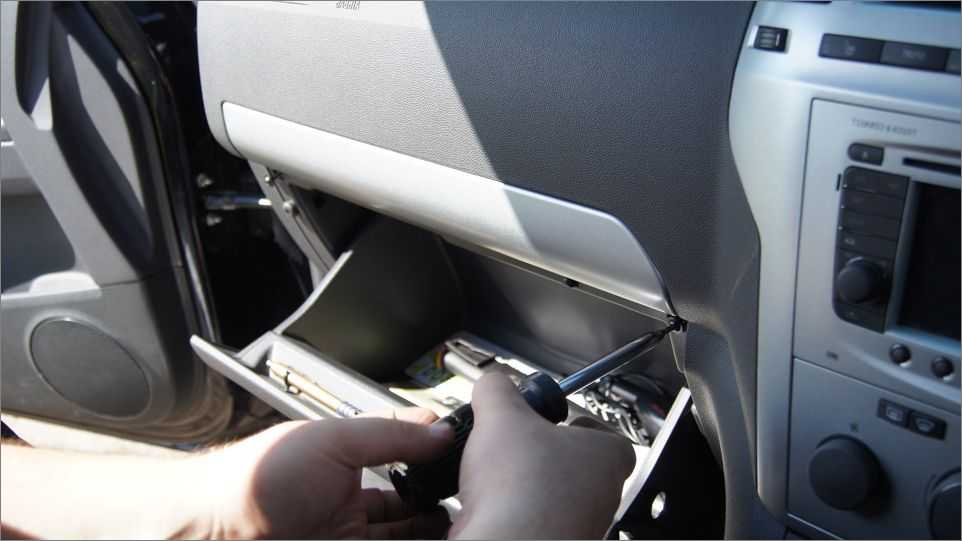 Описание топливного фильтра автомобиля opel zafira: фото и замена