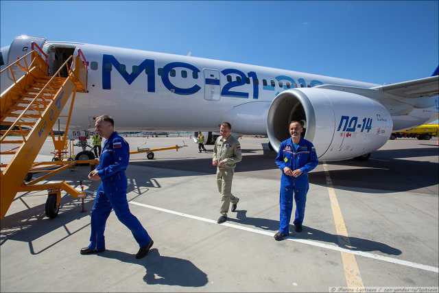 «возвращает страну в высшую лигу авиации»: каково значение полёта лайнера мс-21 с отечественными двигателями пд-14