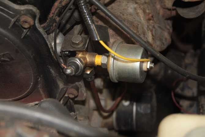 Система смазки двигателя автомобиля : устройство и назначение
