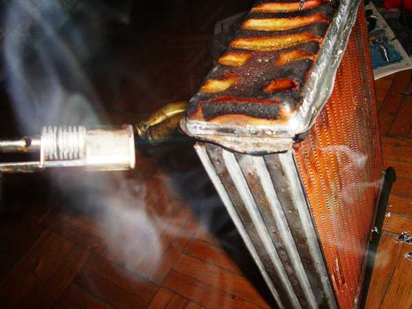 Чем прочистить радиатор печки автомобиля – чем промывать радиатор печки автомобиля в домашних условиях