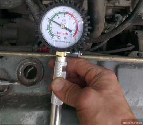 Измерение компрессии в цилиндрах инжекторного двигателя