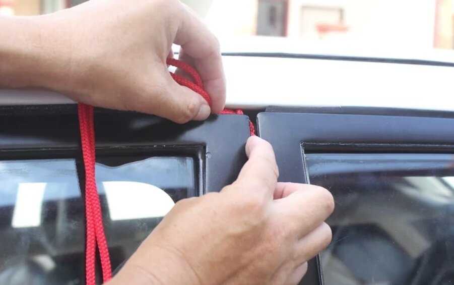 Как открыть дверь автомобиля без ключа самостоятельно? 5 проверенных способов
