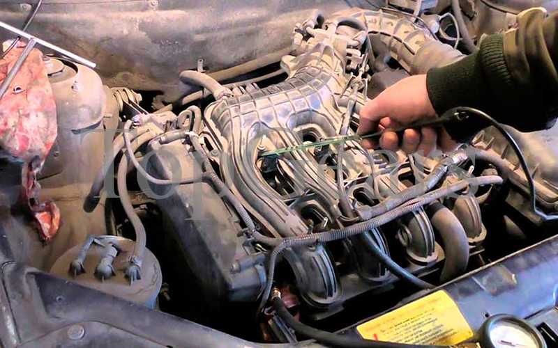 Двигатель троит на горячую: причины неисправности и ремонт