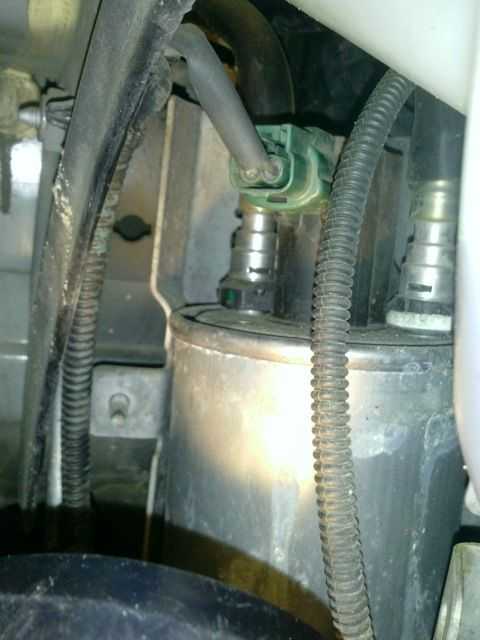 Рено меган 3 замена топливного фильтра бензин