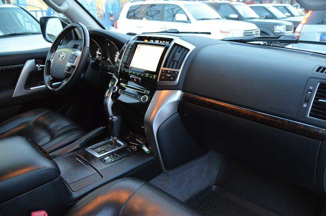 Как включать и правильно пользоваться полным приводом Toyota Land Cruiser 200  Отвечают профессиональные эксперты портала